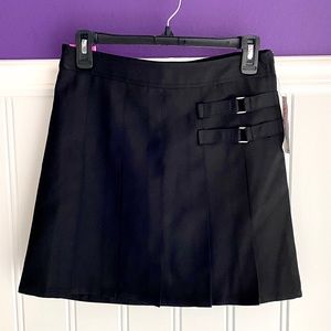 French Toast black pleated skirt skirt new size 12